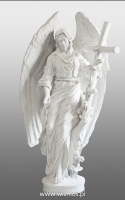 Anioł z krzyżem-angel-nagrobny-kamień-biały-wisnios-10
